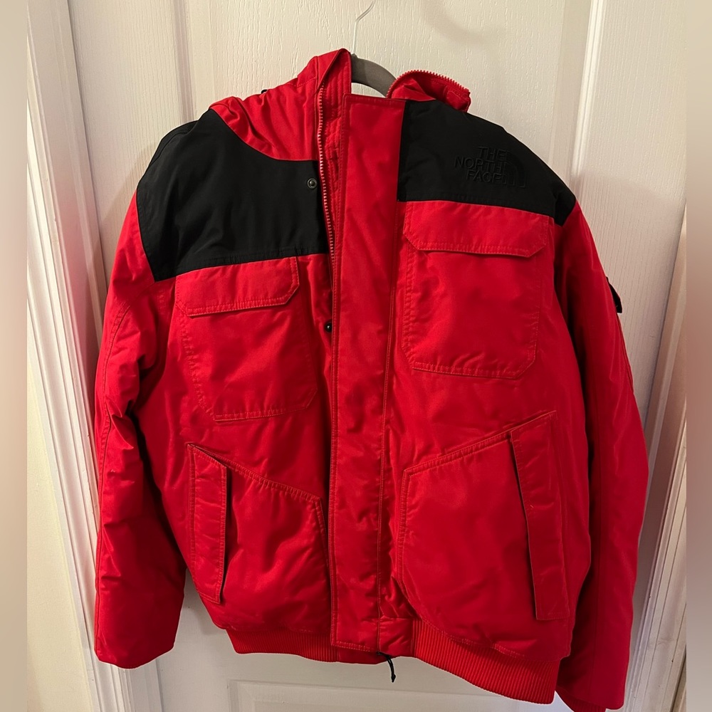 North Face Mens McMurdo Bomber red. Down jacket- great condition